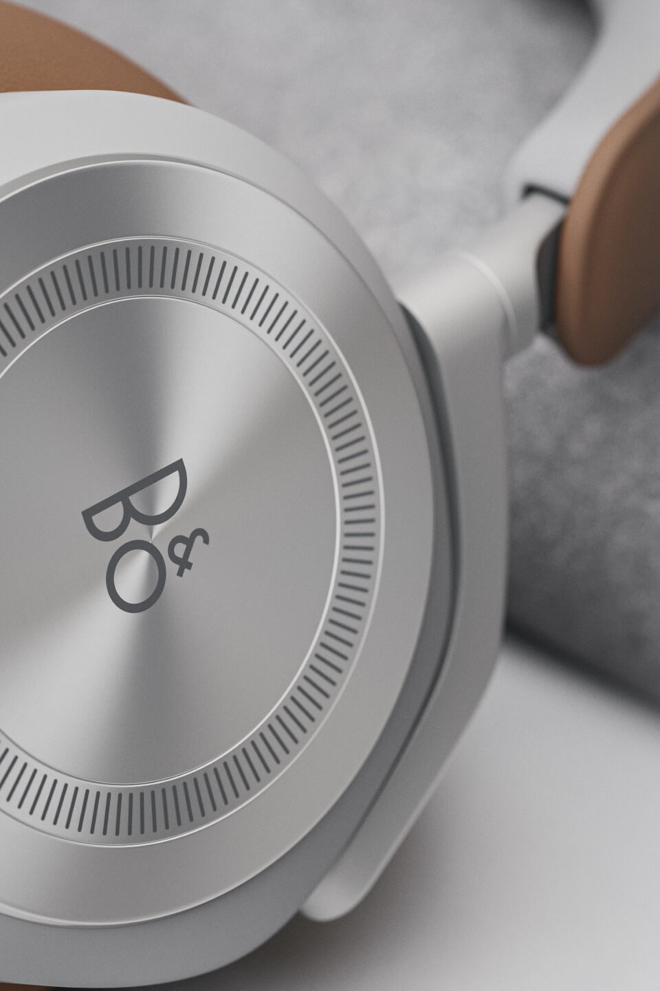 Beoplay HX - Aluminium Touch Interface Beoplay HX - Aluminium Touch Interface
